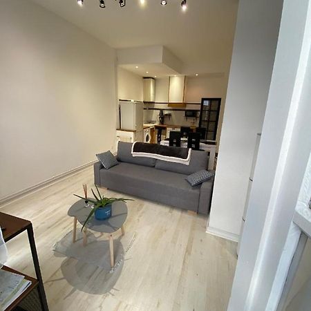 Charmant Petit Appartement Bagneres-de-Bigorre Bagian luar foto