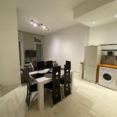 Charmant Petit Appartement Bagneres-de-Bigorre Bagian luar foto